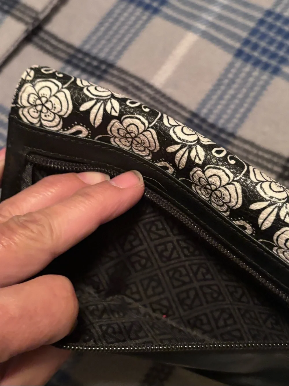 Relic women wallet
